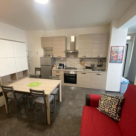 Ferienwohnung Little House Reggio Calabria Exterior foto
