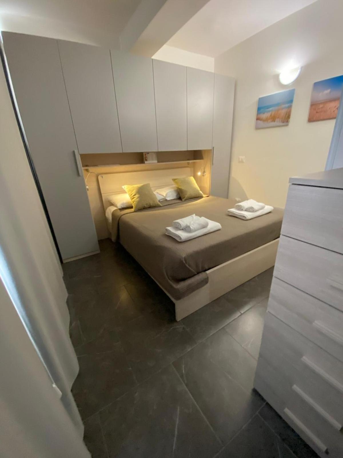 Ferienwohnung Little House Reggio Calabria Exterior foto